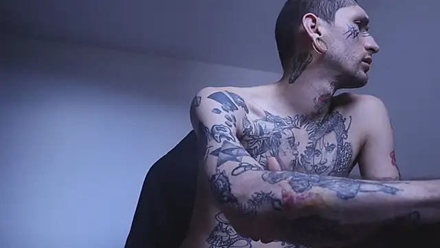 TokyoHatsumoto online show from November 22, 7:46 pm