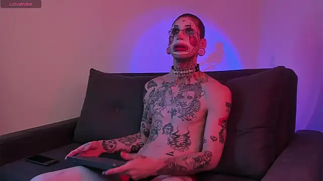 TokyoHatsumoto online show from October 31, 6:15 pm