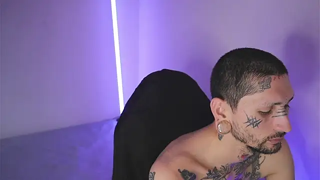 TokyoHatsumoto online show from February 22, 10:55 pm