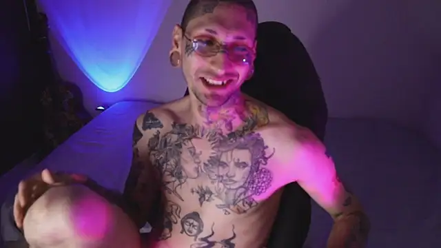 TokyoHatsumoto online show from November 13, 1:20 am