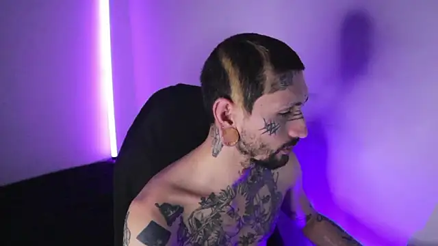 TokyoHatsumoto online show from March 5, 12:51 am