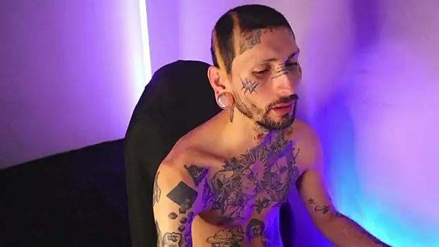 TokyoHatsumoto online show from March 1, 11:27 pm