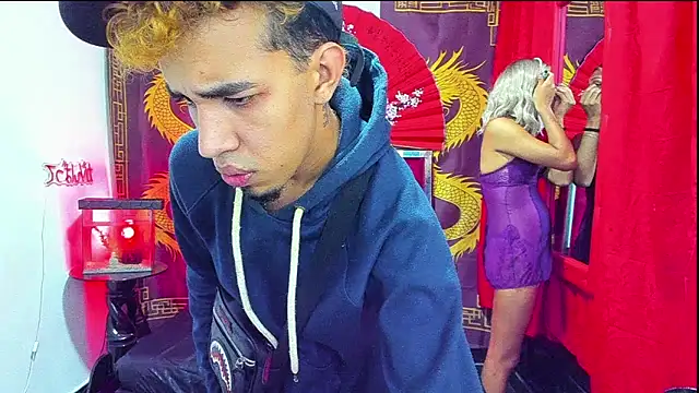 Horny Duo0 online show from November 28, 11:27 pm