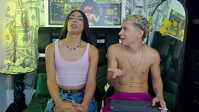 Horny Duo0 online show from November 1, 3:24 am