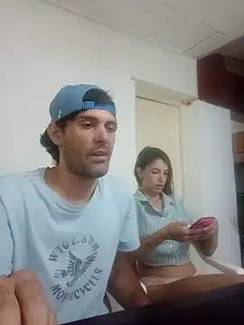 Snapshot of Capriflow chatting on December 16, 12:48 am Capriflow online show from December 16, 12:48 am