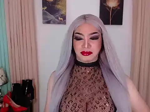 Snapshot of _Danica_Malibog_ chatting on November 3, 1:00 am Danica Malibog online show from November 3, 1:00 am