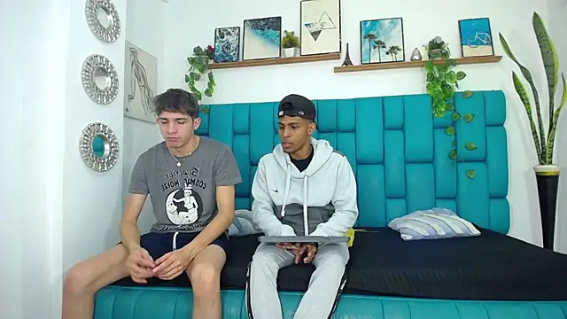 Snapshot of Hot_Boys_Latinos_X chatting on November 2, 3:06 pm Hot Boys Latinos X online show from November 2, 3:06 pm