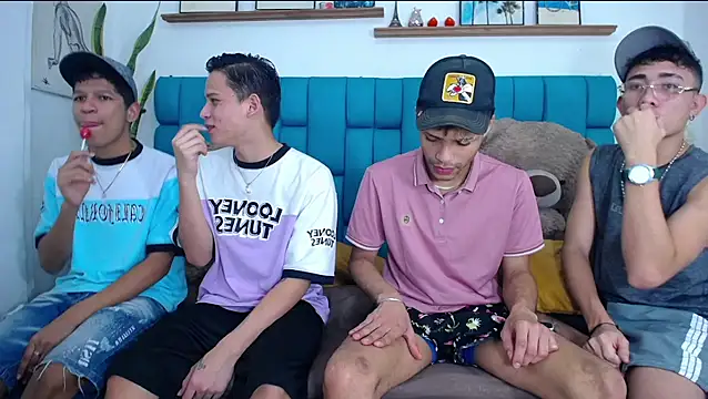 Hot Boys Latinos X online show from February 27, 11:48 pm