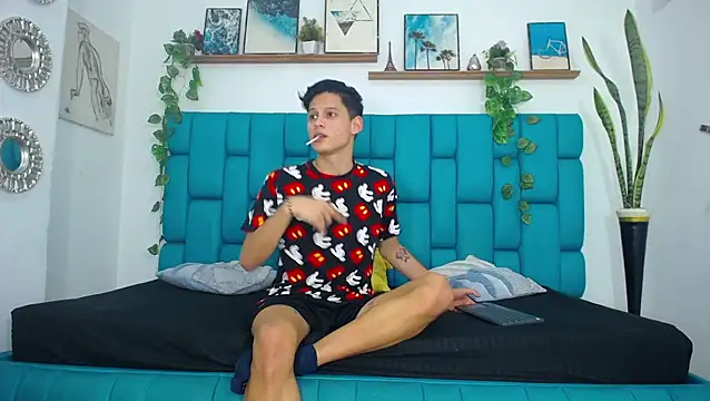 Snapshot of Hot_Boys_Latinos_X chatting on November 7, 10:03 pm Hot Boys Latinos X online show from November 7, 10:03 pm