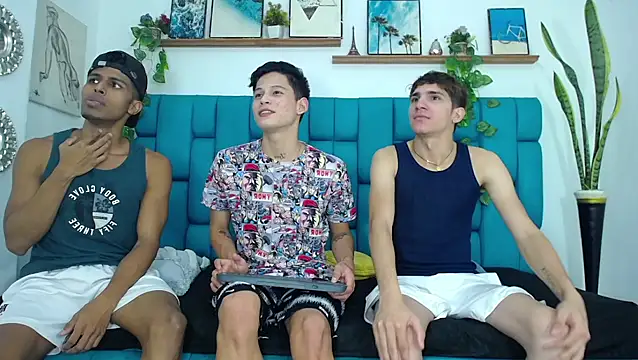 Snapshot of Hot_Boys_Latinos_X chatting on November 6, 10:03 pm Hot Boys Latinos X online show from November 6, 10:03 pm