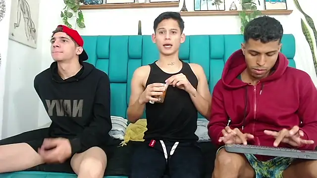 Snapshot of Hot_Boys_Latinos_X chatting on October 31, 1:19 pm Hot Boys Latinos X online show from October 31, 1:19 pm