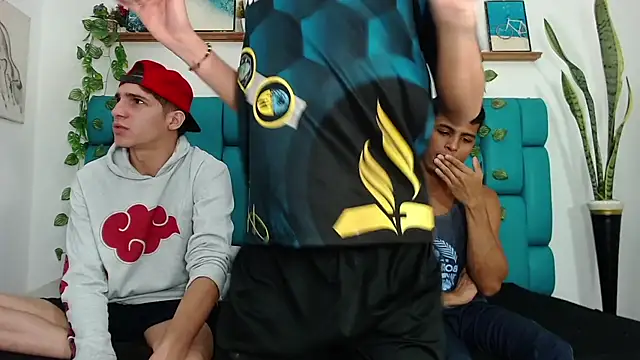 Snapshot of Hot_Boys_Latinos_X chatting on November 1, 1:27 pm Hot Boys Latinos X online show from November 1, 1:27 pm