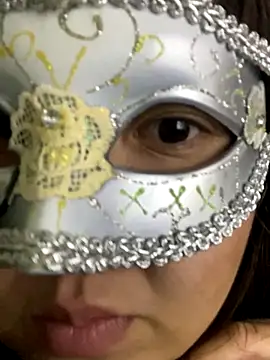 Snapshot of crazzyanne chatting on November 29, 4:01 am crazzyanne online show from November 29, 4:01 am