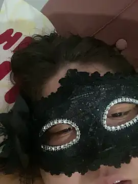 crazzyanne online show from April 6, 7:37 pm