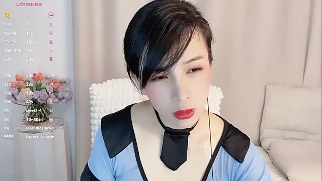 Snapshot of -Jenny-666- chatting on November 30, 2:18 pm -Jenny-666- online show from November 30, 2:18 pm