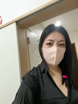 akimix xoxo online show from November 16, 1:05 pm