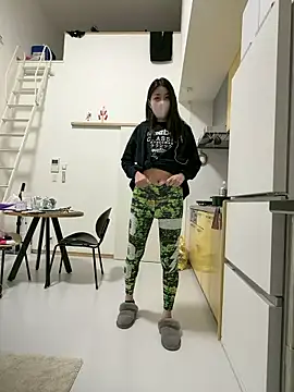 akimix xoxo online show from March 3, 9:38 am