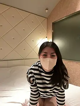 akimix xoxo online show from November 11, 1:06 pm