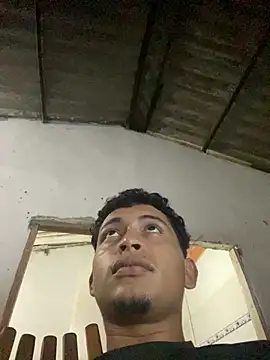 Snapshot of fer_luna chatting on November 4, 5:00 am fer luna online show from November 4, 5:00 am