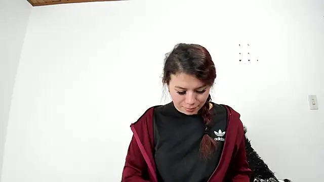 Snapshot of Vanessa_Martinz chatting on October 25, 12:17 pm Vanessa Martinz online show from October 25, 12:17 pm