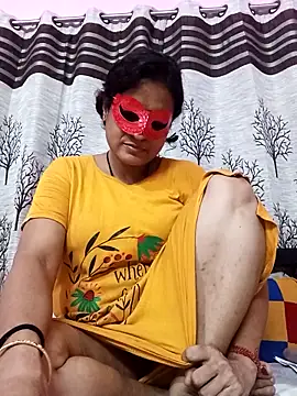 Hotty girl25 online show from October 29, 10:14 am