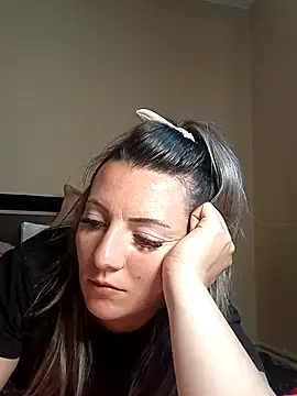 Gabrielaalialiali online show from April 20, 7:55 am