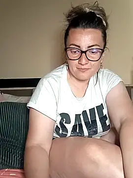 Gabrielaalialiali online show from April 26, 3:42 pm
