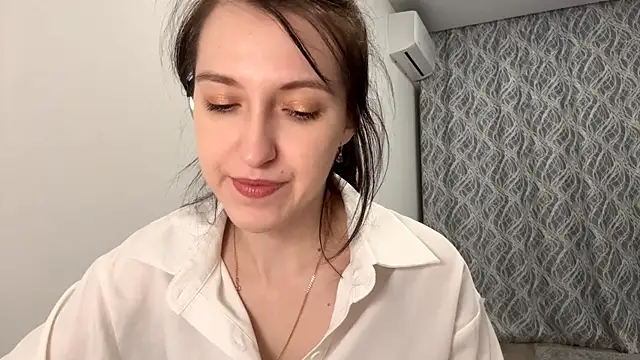 Snapshot of MerrillYeast chatting on November 9, 8:57 pm MerrillYeast online show from November 9, 8:57 pm