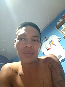 Ojitosbrrr online show from November 4, 12:14 am