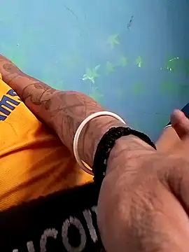 Ojitosbrrr online show from November 23, 10:42 pm