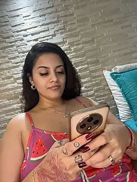 Snapshot of amellita-33 chatting on July 22, 3:30 am amellita-33 online show from July 22, 3:30 am