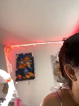 Snapshot of amellita-33 chatting on June 30, 2:55 am amellita-33 online show from June 30, 2:55 am