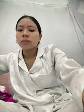 Milk xx online show from November 3, 2:53 pm