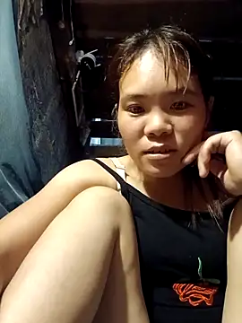 Snapshot of Bany_x chatting on November 10, 2:05 am Bany x online show from November 10, 2:05 am