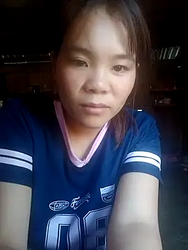 Snapshot of Bany_x chatting on October 29, 2:32 am Bany x online show from October 29, 2:32 am