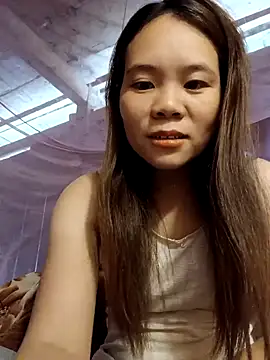 Snapshot of Bany_x chatting on November 24, 2:00 am Bany x online show from November 24, 2:00 am