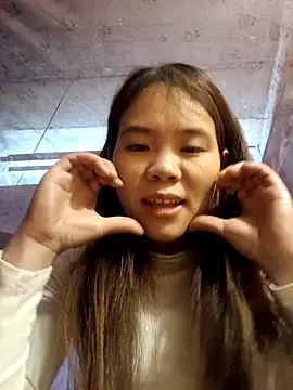 Snapshot of Bany_x chatting on November 25, 1:39 am Bany x online show from November 25, 1:39 am