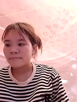 Snapshot of Bany_x chatting on November 14, 6:06 am Bany x online show from November 14, 6:06 am