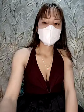 ezabel- online show from April 3, 1:50 pm