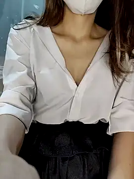 ezabel- online show from April 19, 8:00 pm