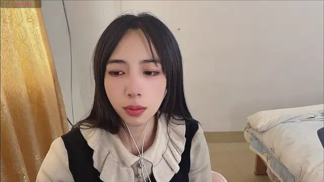 by-Hannah online show from November 12, 5:11 am