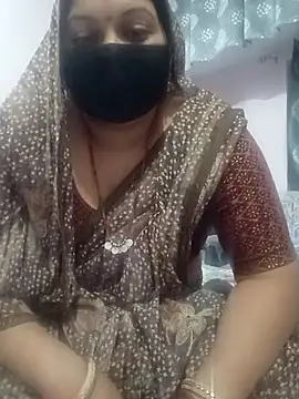 Snapshot of Best_couple2001 chatting on November 9, 7:01 am Best couple2001 online show from November 9, 7:01 am