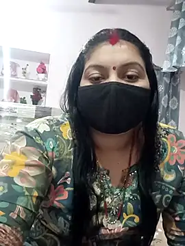 Snapshot of Best_couple2001 chatting on November 19, 6:35 am Best couple2001 online show from November 19, 6:35 am