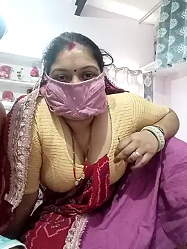 Snapshot of Best_couple2001 chatting on November 2, 7:13 am Best couple2001 online show from November 2, 7:13 am