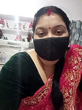 Snapshot of Best_couple2001 chatting on November 20, 6:47 am Best couple2001 online show from November 20, 6:47 am