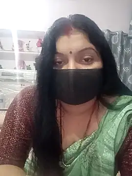 Snapshot of Best_couple2001 chatting on November 24, 6:35 am Best couple2001 online show from November 24, 6:35 am