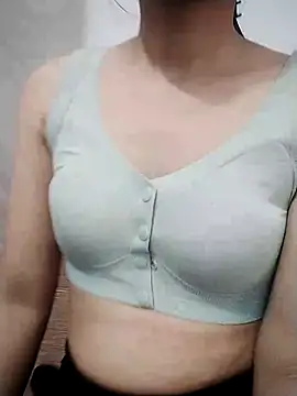Snapshot of singlemom_sexy chatting on October 26, 4:46 am singlemom sexy online show from October 26, 4:46 am