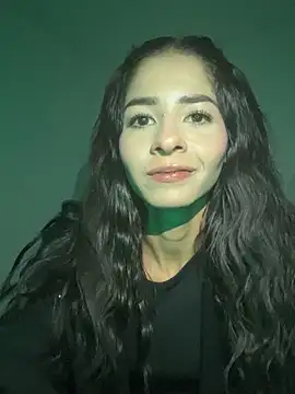 phenixpink22 online show from November 3, 4:50 am