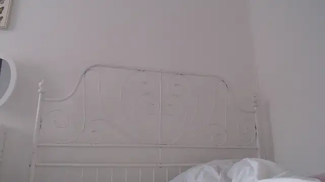 bellefleurrr online show from April 1, 5:54 pm