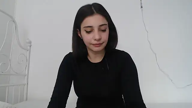 bellefleurrr online show from April 10, 3:19 pm